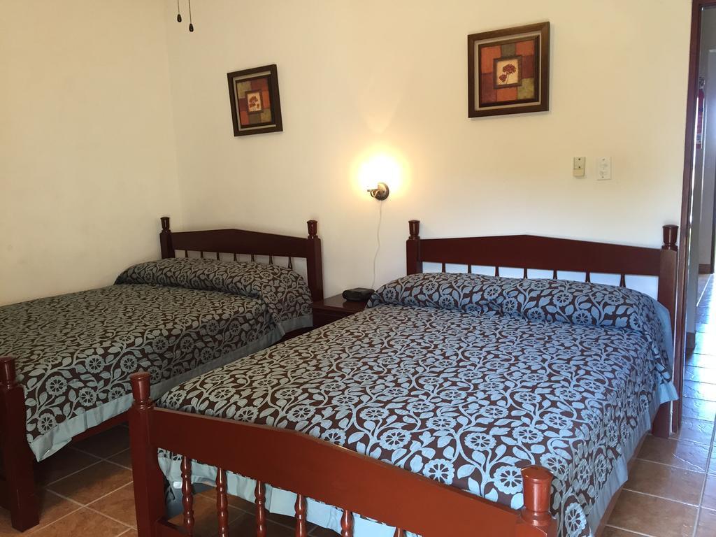 Panchos Villas Кей-Колкер Номер фото